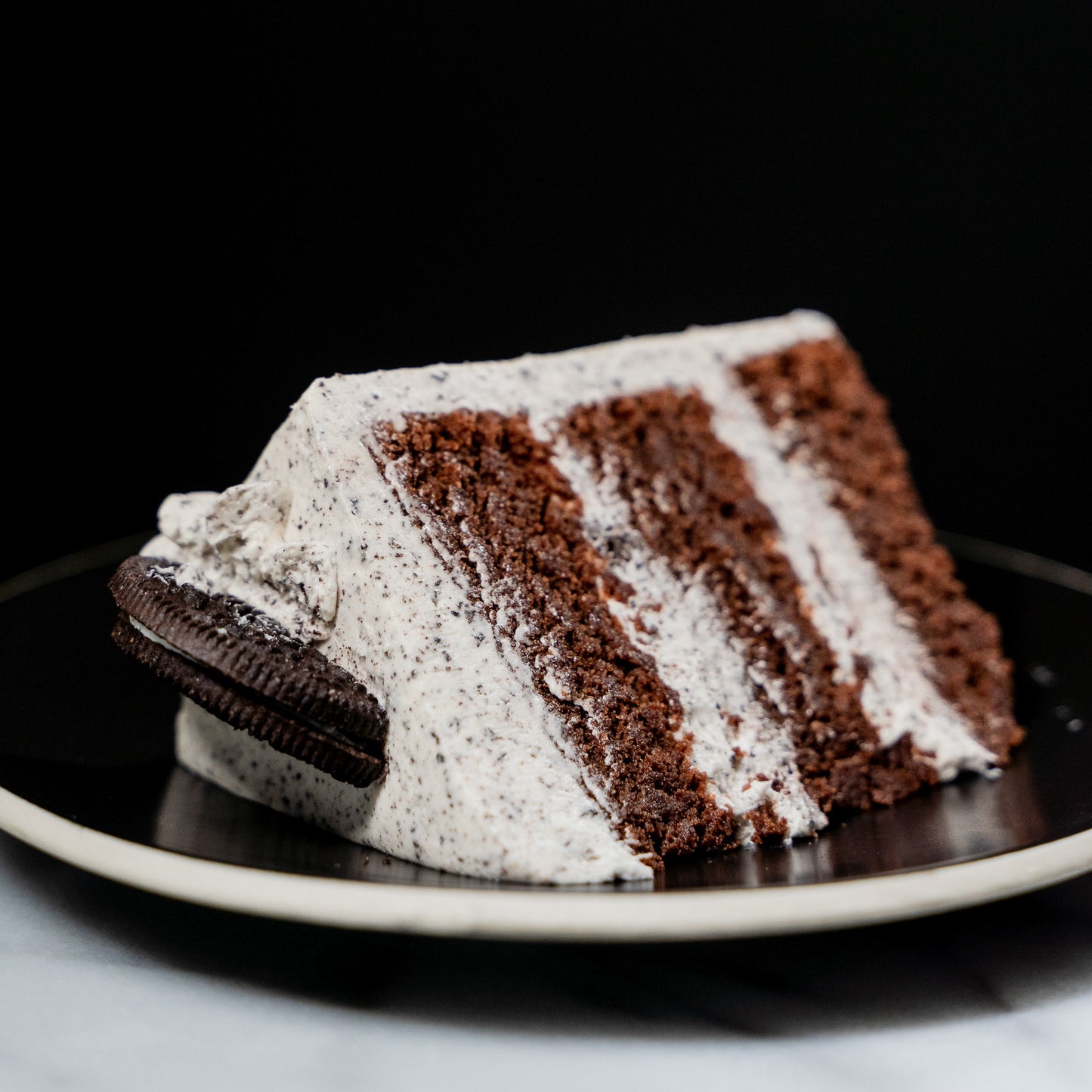 Cookies and Cream Chocolate Cake